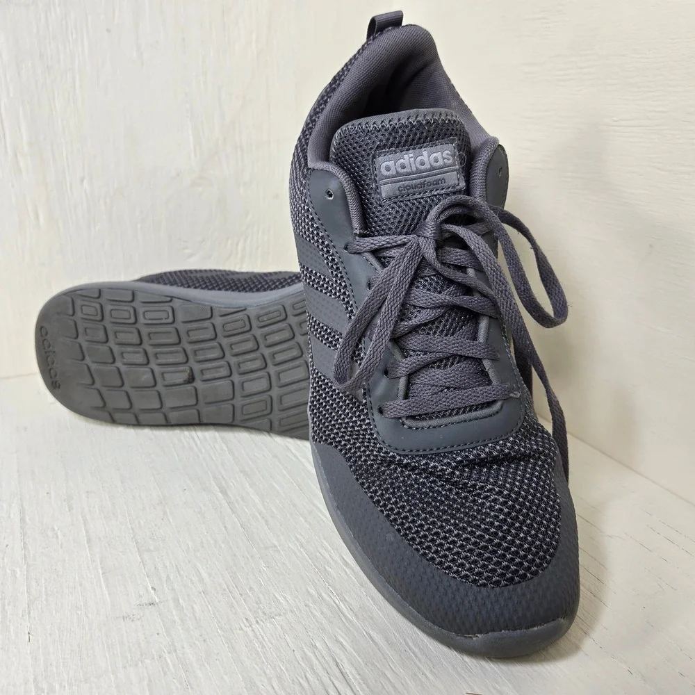 Adidas Cloudfoam Men's Versatile Grey Mesh Running Sneakers ART DB1454 Size 10.5